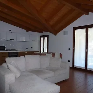 Casa Marck Maccagno